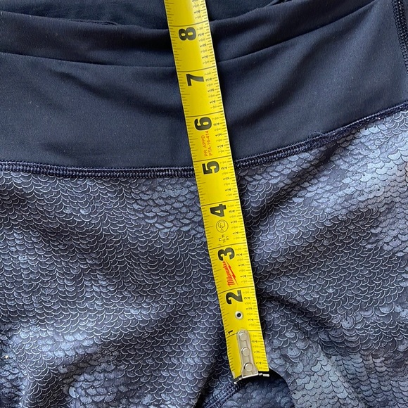 Lululemon Speed Tight II Full On Luxtreme Sequin Snake Slate Black Size 4 - Picture 16 of 16